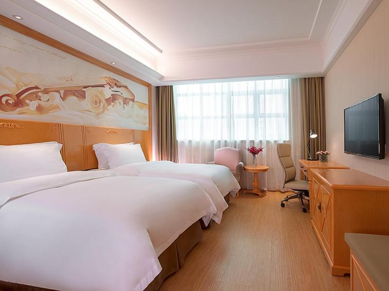 Vienna 3 Best Hotel Shenzhen Airong Road Exterior photo